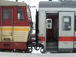 In Dresden-Hbf fhrt der EC 173  Vindobona  (Hamburg-Wien) mit der BR 371 001 ab.