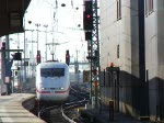 ICE 372 von Interlaken Ost nach Berlin Ostbahnhof bei der Einfahrt in Frankfurt Hbf am 08.02.2008