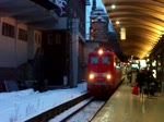 Ein IC, mir BR 110 in Hamburg, fhrt am 12.02.2010 aus den Hamburger HBF aus.