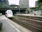 Das Zugpaar ICE 38 / 381 von Koebenhavn H bzw. Arhus fhrt am 25.06.09 gemeinsam aus dem Hamburger Hauptbahnhof aus in Richtung Berlin Gesundbrunnen.