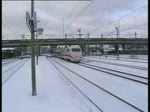 Durchfahrt eines ICE 1 durch den Bahnhof Hambur-Harburg am 30.1.