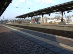 ICE 690 von Mnchen Hbf nach Berlin Ostbahnhof bei der Einfahrt in Hanau Hbf am 02.01.2008. Wegen Weichenstrung ist er auf dem anderem Gleis eingefahren.