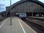BR 185 513 mit werbung für Rostokport durch fährt den Kölner Hbf am 03.10.2008