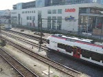 2x RABe 526  Seehas  beschleunigen aus dem Bahnhof Konstanz den Abstellgleisen entgegen.
