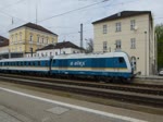 Der Alex nach München Hbf fährt in Regensburg Hbf aus, 12.April 2014.