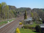01 1066 fährt am 19.04.15 mit einem Sonderzug von Dresden nach Stuttgart, hier in Jößnitz zu sehen.