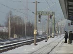 Dampflok 01 509 war am 18.12.2010 mit einem Sonderzug nach Prag unterwegs und sprintet bei frostigen Temperaturen am Haltepunkt Dobritz in Dresden vorbei.
