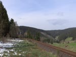 50 3501 fuhr am 30.04.16 einen Sonderzug von Meiningen nach Neuhaus am Rennweg. Hier ist der Zug nach dem Umsetzen in Lauscha zwischen Lauscha und Ernstthal am Rennsteig zu sehen.