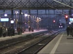 Ein Sonderzug mit 52 8080, unterwegs von Lbau nach Niederwiesa, am 27.11.2010 im Bahnhof Dresden-Neustadt. Am Zugende der Windberg-Aussichtswagen (www.saechsische-semmeringbahn.de) und 112 331.