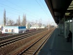 Ein Sonderzug nach Altenberg mit Dampflok 52 8047 am 26.2.2011 am Haltepunkt Dresden-Dobritz.