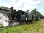 Dampflok BR 91 134 -DR- drckt Sonderzug der MEF zurck,um ihn fr die Rckfahrt nach Schwerin bereit zu stellen, Rehna Bf 26.07.2009