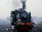 Anllich eines Bahnhofsfestes in Hamm (Westf.) pendelte der Museumszug des Eisenbahnmuseums Bochum-Dahlhausen mit Lok Walsum 5 Mitte der 1970er Jahre zwischen Hamm und Rhynern.