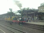 Frth Hauptbahnhof, Ausfahrt des Adlers nach Nrnberg.(23.05.2010)
