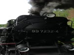 99 7332 mit Regelzug Eisfelder Talmühle - Wernigerode hier kurz hinter Sorge. Im Schienencabrio hinter der Lok.(Juni 2019)