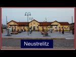 WFL Loks der BR 231 und 202 durchfahren mit Leerwagen den Bahnhof Neustrelitz. Das Titelbild zeigt den neu gestalteten Bahnhofsvorplatz in Neustrelitz. - 31.10.2014