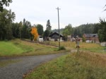 204 311-5 MTEG (202 311-7)fuhr am 24.09.17 dem Anti-Drogenzug REVOLUTION TRAIN von Schleiz über Plauen/V. oberer Bahnhof, Vojtanov und Aš nach Selb Stadt. Hier ist der Zug bei der Schmidtenmühle zu sehen.