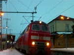 RE 14243, wartet an 10.02.2010 auf Abfahrt in Lehrte, um 17:26 Uhr nach Braunschweig zu fahren.