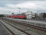 Die Ausfahrt der RB nach München mit der 218 400 in Mühldorf (30.10.2007) Das ist ein Sound Erlebnis.