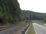 118 770-7 holte am 30.09.16 von einem Schrotthandel in Plauen/V. einen Zug. Hier der Zug Richtung Plauen unterer Bahnhof.