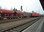 232 589-2, 232 703-9 und 152 061-8 verlassen am 13.03.11 den oberen Bahnhof Reichenbach/V.