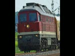 232 550-4 rauschte am 06.06.2010 mit einem Bauzug in Richtung Bebra.
