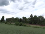 233 367, 232 359, 363 827, 233 521, 247 001 und 247 047 zu sehen mit T 65830 am 15.06.16 an der Schöpsdrehe bei Plauen/V. Der Zug kam von Nürnberg geht nach Chemnitz und weiter bis Cottbus. Gruß an den Tf!