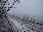 Hvle Tiger V330.4 (250 004-9) ist am 23.01.14 mit einem Kesselzug im Vogtland unterwegs.
