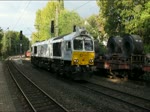 Begegnung der 247 007 mit der 247 031 am 13. Oktober 2011 in Hhe des Haltepunktes Bochum-Hamme.