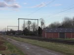 Die PB01 266 003 der RTB Cargo zieht einen Altmann Autozug Richtung Aachen-West, hier aufgenommen am 16/12/2016 kurz vor Tongeren.