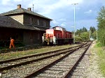 294 745 fährt zurück zur Fernsprechbude! Bahnhof Hirschu. (Strecke Amberg-Schnaittenbach, 20.08.2007)