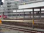Am 21.01.2009 durchfuhr eine BR 296 den Hannover Hauptbahnhof mit Gterwagen auf Gleis 3.