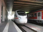 Abfahrt des ICE 33 nach Koebenhavn aus dem Lbecker Hbf.