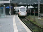 ICE33 von Hamburg Hbf.nach Koebenhavn H bei der Ausfahrt im Lbecker Hbf.(13.12.08)