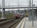 Hier die Durchfahrt eines Pendolino DB 610 016 durch den Hofer Hauptbahnhof am 28.04.13.