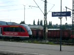 Einer der beiden Desiros, die eben aus Leipzig gekommen waren, wird nun abrangiert und verschwindet irgendwo auf dem Saalfelder Bahnhofsgelnde.