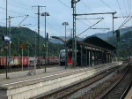 Hier fahren die REs nach Gera und Erfurt mal wieder sehr synchron aus Saalfeld (Saale) ab.