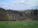 Drei 650er der ODEG und zwei 840 der České dráhy zu sehen am 17.04.15 auf der Syratalbrücke in Plauen/V.