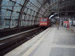 DB 101 004-2 verlsst Berlin Hbf mit EC 341  Wawel  Hamburg-Altona - Krakow Gl.
