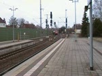 Eine 101, mit ihren IC fhrt an 12.03.2010 durch Lehrte.