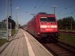 IC2239 von Warnemnde nach Leipzig Hbf.kurz vor der Ausfahrt im Bahnhof Warnemnde.(30.08.08)