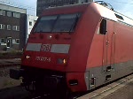 hier 101 077 vor dem EC100 Chur->HH HBF in Dortmund HBF
