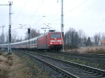 IC2373 von Stralsund nach Karlsruhe Hbf  bei der Durchfahrt am Abzweig Rostock-Riekdahl.(08.02.09)