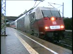 101 070  Adler  zog den IC 2116 nach Greifswald und die 120 151 schob den IC 2116 nach Greifswald aus dem Bahnhof Hamburg-Harburg.