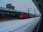IC-Ausfahrt im Hannover HBF, mit einer 120 am 07.01.2010.