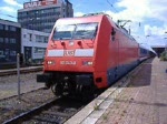 101 043-8 mit IC1943 von Kln zum Berliner Sdkreuz und 120 113-6 von kln nach Leipzig verlassen den Dortmunder Hbf.(27.07.07)