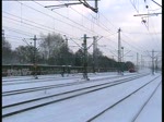 Einfahrt eines Intercity-Sandwich mit ziehender 120 und schiebender 101 am 30.1 in Hamburg-Harburg.