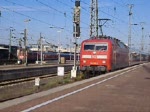 120 501-2 der DB Systemtechnik AG Minden mit IC2213  Rgen  vom Ostseebad Binz nach Stuttgart bei der Ausfahrt aus dem Dortmunder Hbf. Schublok war 101 034. (21.09.07)