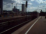 120 130-0 verlsst den Dortmunder Hbf mit dem IC 1947 am 06.07.2008