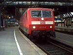 BR 120 111 verlsst den Klner Hbf mit dem IC 431
