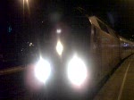 Eine BR 120 verlsst mit dem EN 447 Jankiepura am 28.12.2008 den Klner Hbf um 22:32Uhr von Gleis 7